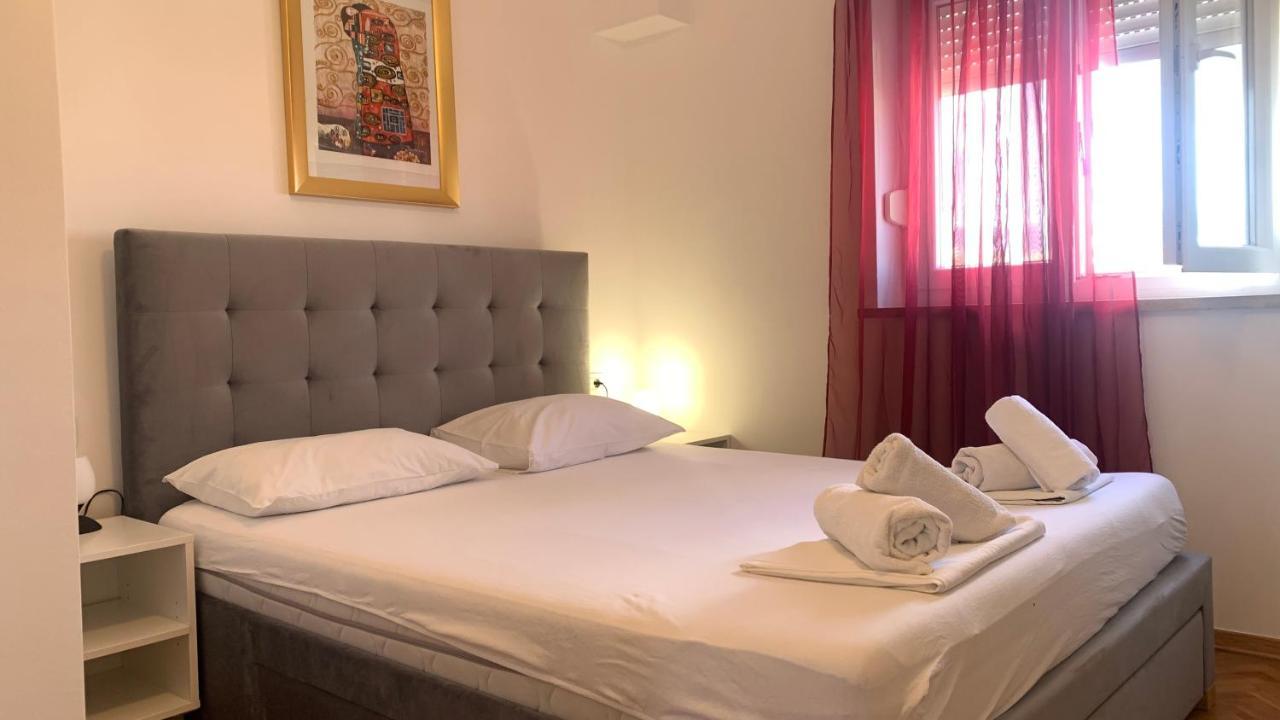 Apartments Istarska Street (Adults Only) Split Exterior photo