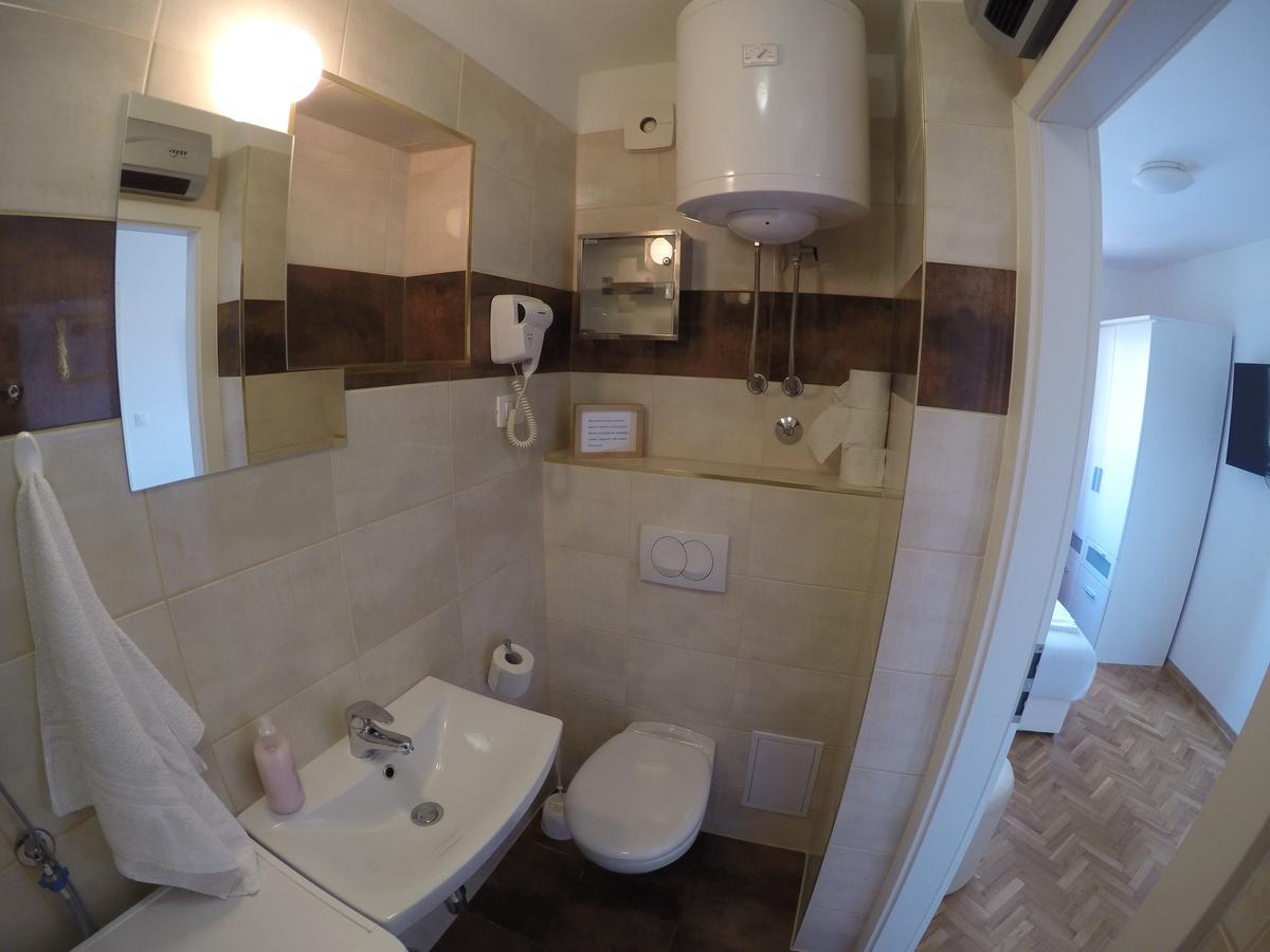 Apartments Istarska Street (Adults Only) Split Exterior photo
