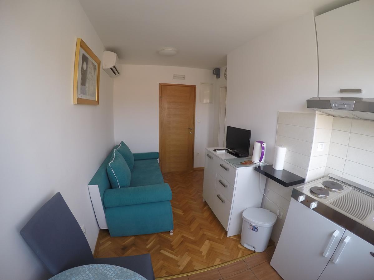Apartments Istarska Street (Adults Only) Split Exterior photo